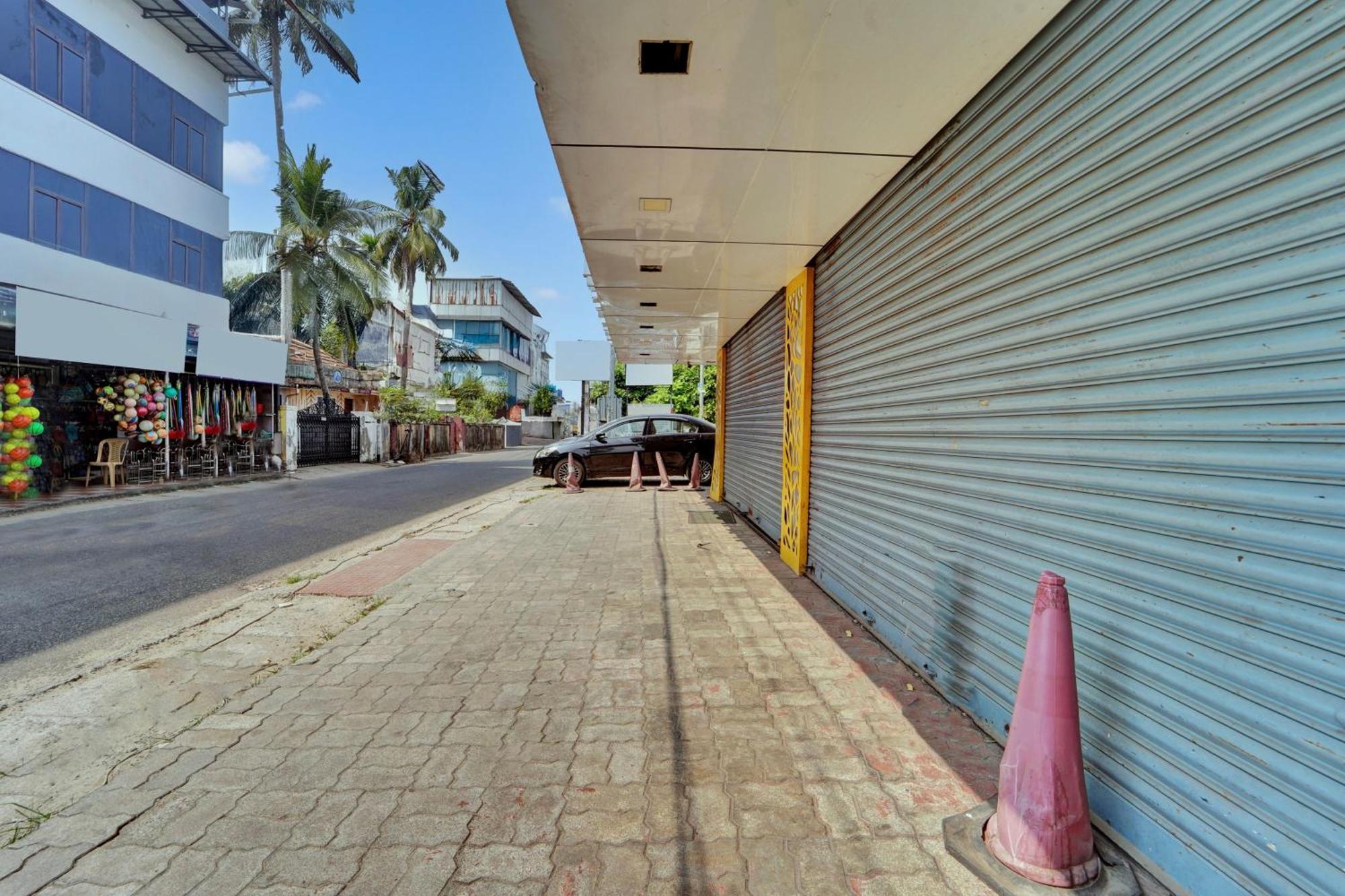 Kochi Super Townhouse Ernakulam North酒店 外观 照片