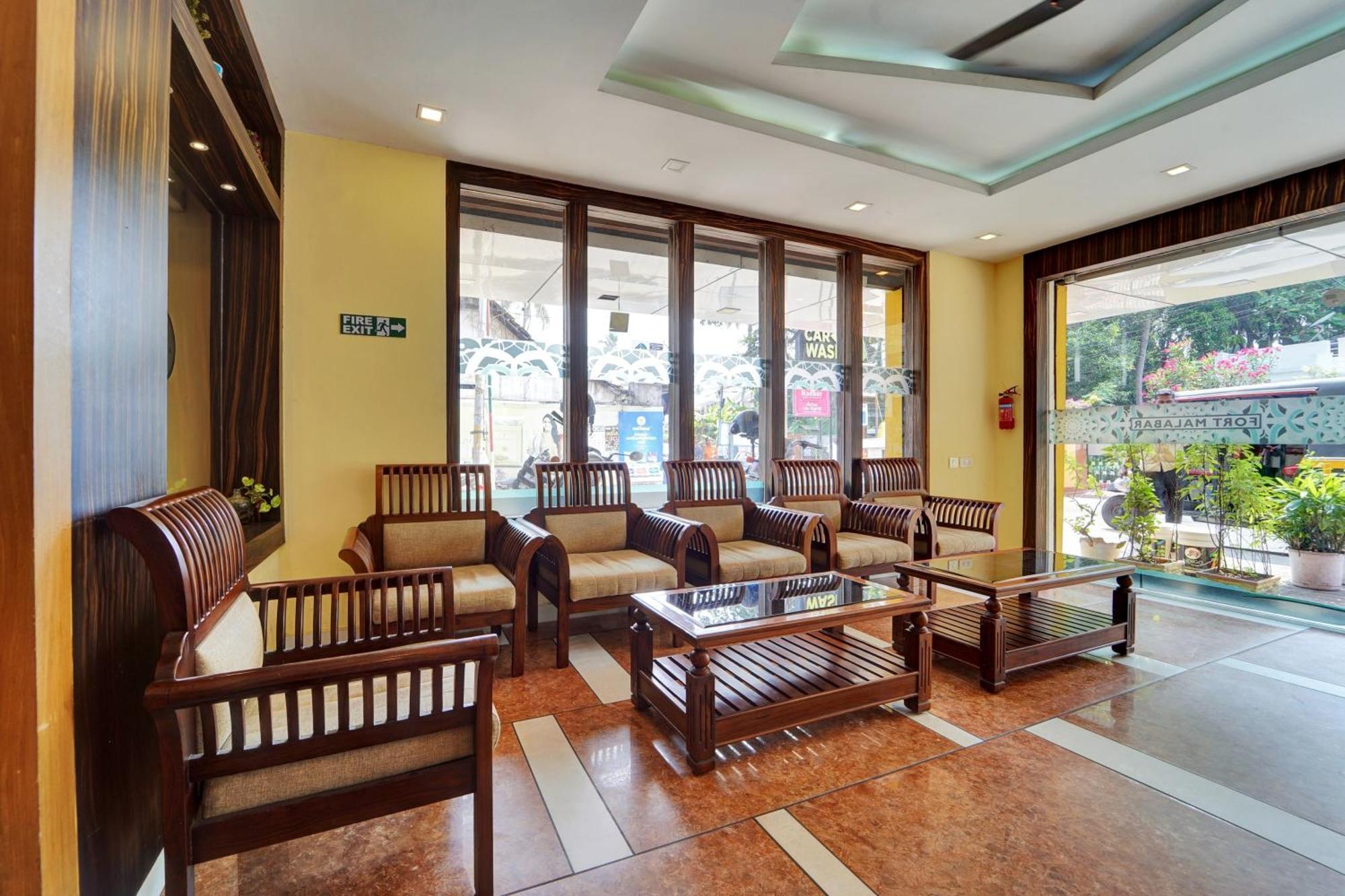 Kochi Super Townhouse Ernakulam North酒店 外观 照片